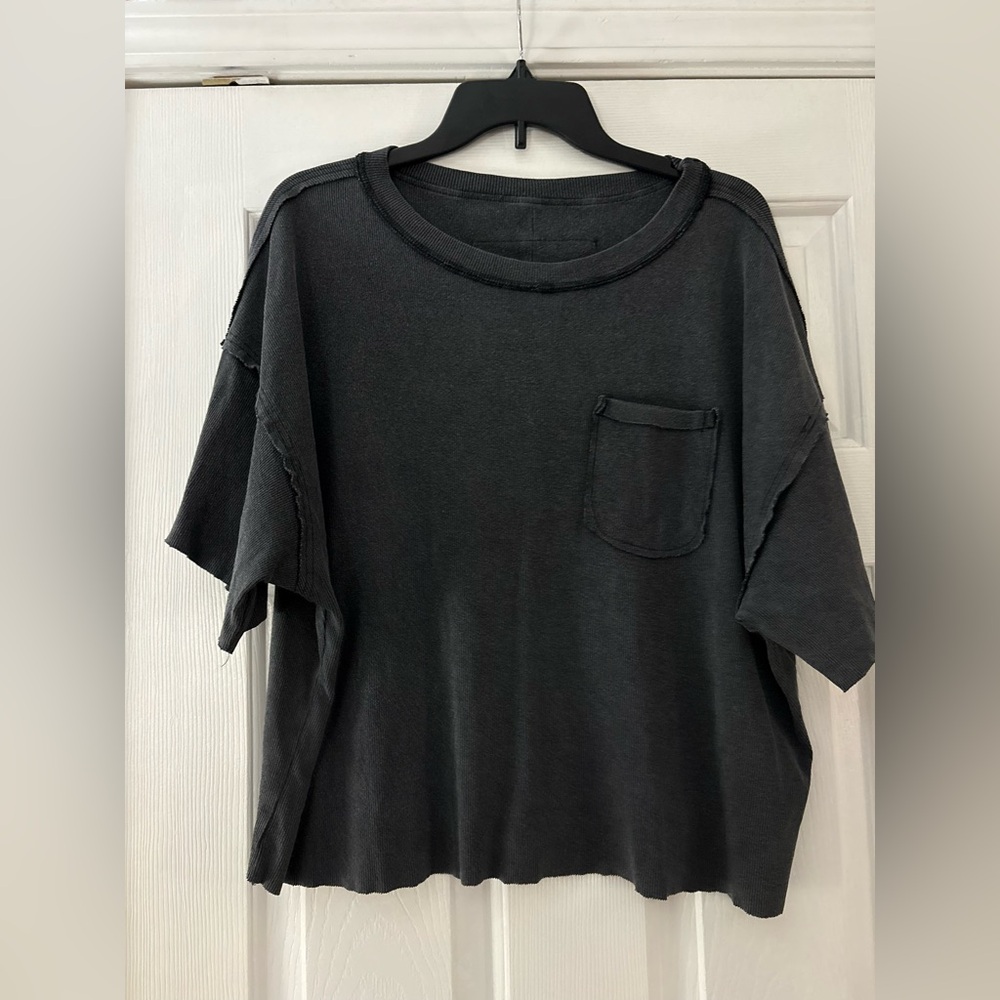 SHEIN cropped pocket tee size L